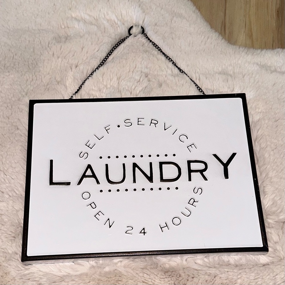 Metal Laundry Room Sign